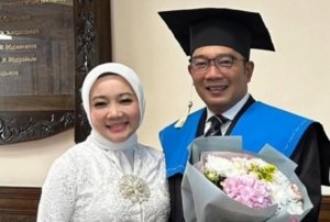Momen Atalia Praratya menemani Ridwan Kamil (sumber ig: ataliapr)