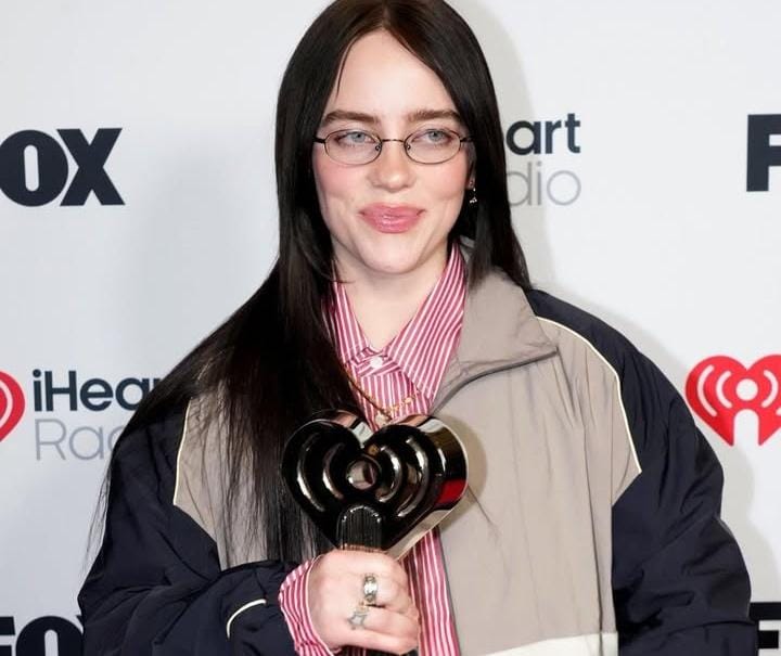Billie Eilish saat di iHeartRadio Music Awards 2025 (sumber ig: billieeilishtours)