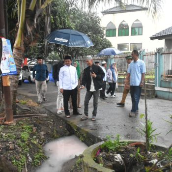 Di Cipacing Bupati Sumedang Tinjau Sungai Cibeusi dan Serap Aspirasi Warga