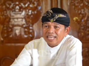 Tangkapan foto Dedi Mulyadi. (Sumber: YouTube Kang Dedi Mulyadi)
