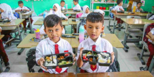Tangkapan foto Makan Bergizi Gratis. (Dok. Unair)