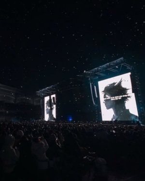 Übermensch in Korea unggahan Instagram @xxxibgdrgn
