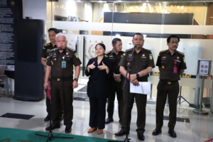 Tiga Tersangka Baru Terseret dalam Kasus Perintangan Skandal Timah dan Gula 6