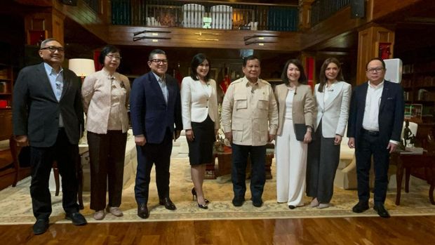 Tangkapan foto Prabowo dan enam Pemred Media. (Sumber: Istimewa)