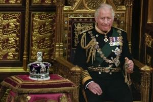 Tangkapan foto Raja Charles III. (Sumber: (AP/ALASTAIR GRANT)