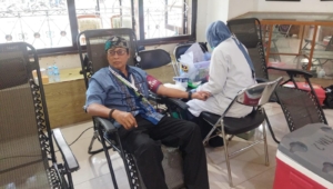 Perhutani Bersama PMI dan Saka Wanabakti Gelar Donor Darah di Bandung