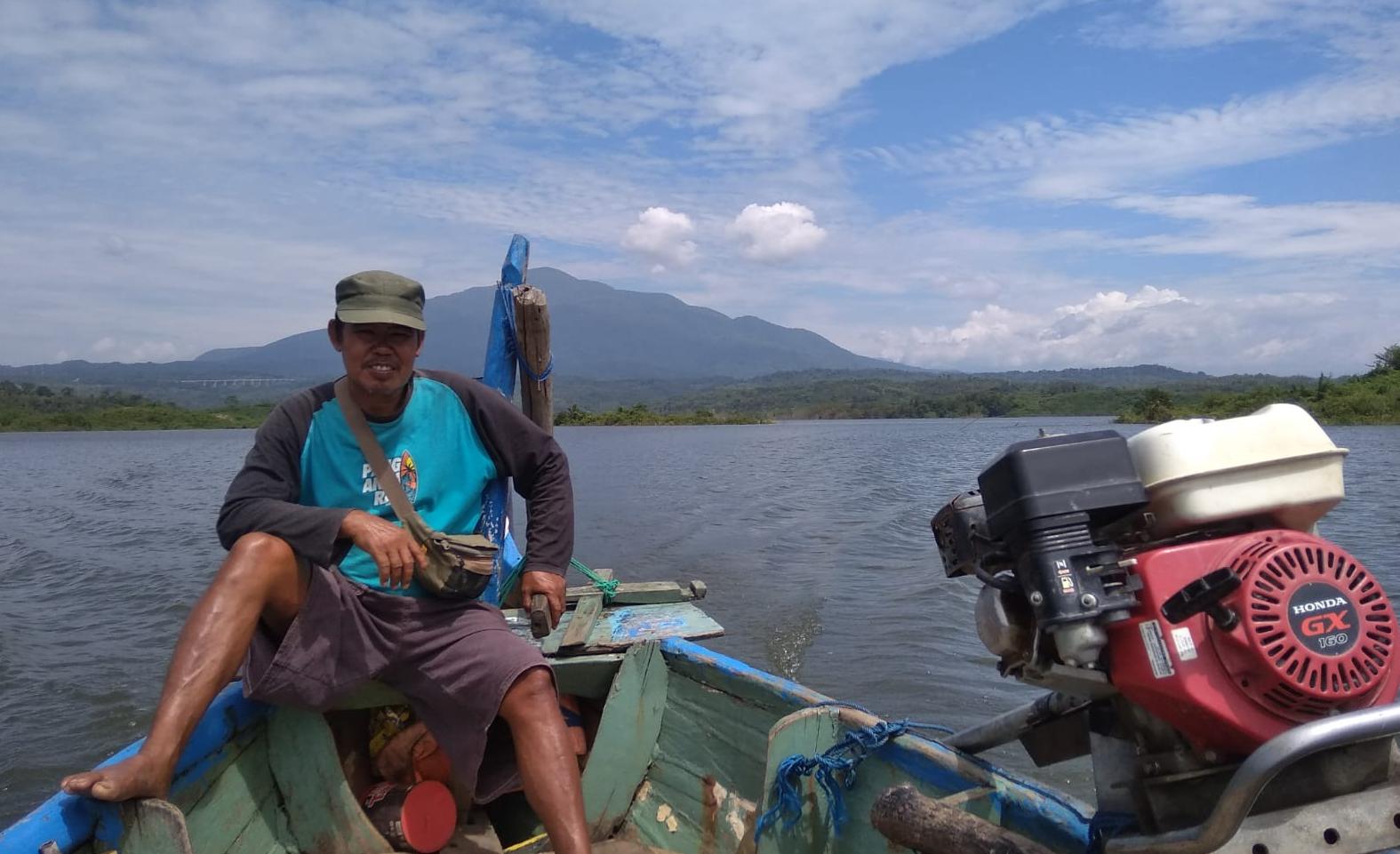 Bendungan Cipanas Sumedang Membawa Berkah Bagi Warga