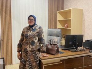 Peringatan Hari Buruh, DPRD Jabar Ika Siti: Sarana Perkuat Solidaritas Antar Pekerja 4