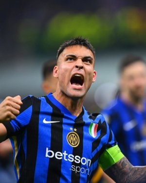 Instagram @inter