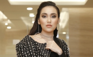 Tangkapan foto Ayu Ting Ting. (Sumber: Instagram @andhyez_photoworks/@ayutingting92)