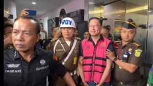 Tangkapan foto Tom Lembong. (Sumber: YouTube Kejagung)