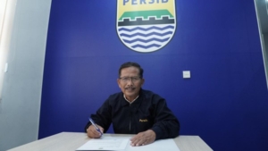 Djadjang Nurdjaman Kembali ke Persib sebagai Direktur Teknik, Fokus pada Pembinaan Usia Muda 5