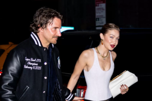 Tangkapan foto Gigi Hadid dan Bradley Cooper. (Sumber: Instylecom)