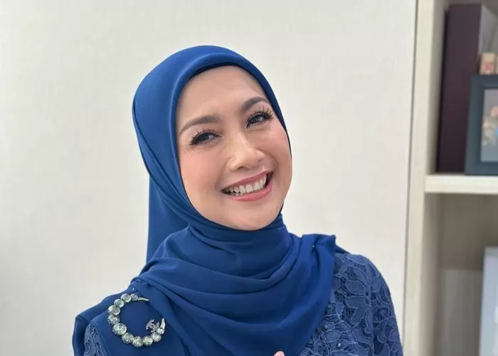 Tangkapan Foto Artis Desy Ratnasari. (Sumber: Instagram Artis Desy Ratnasari)