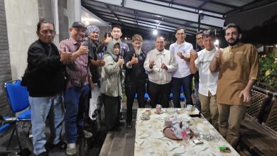 Pengurus Yayasan Bhineka Cipta Gumilang Foto bersama Wali Kota Cimahi Ngatiyana, Jumat 6/06/2025.