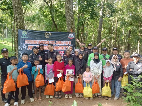 Jangkau Pelosok Hutan, FRC Sumbang Hewan Qurban dan Sembako Untuk Anak Yatim dan Penyadap Getah Pinus di Cianjur.