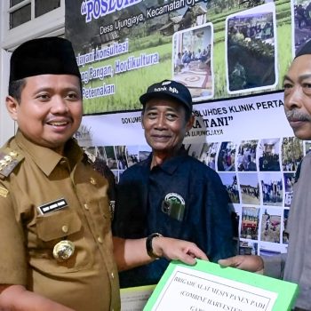 Serap Aspirasi, Bupati Dony Temui Warga Ujungjaya: Petani Jadi Perhatian Utama
