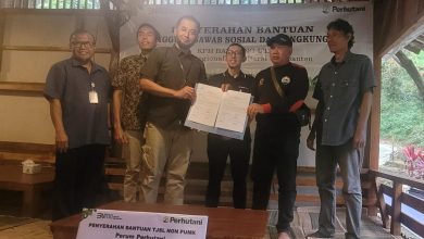 Perhutani Bandung Utara Salurkan Bantuan TJSL Untuk LMDH Lestari Manglayang