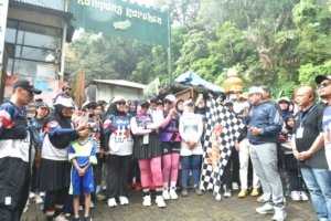 Sumedang Walker Diikuti Peserta dari Negeri Sakura