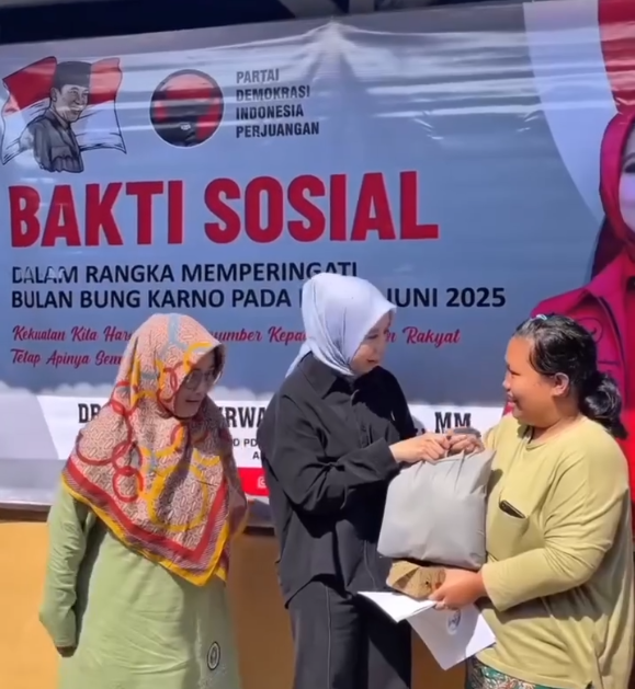 Ineu Purwadewi Gelar Bakti Sosial, Wujudkan Nilai Ajaran Bung Karno di Tengah Masyarakat