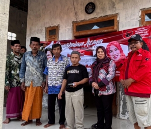 Bulan Bung Karno, Diah Fitri Salurkan Bantuan untuk Mushala dan Dukung Tradisi Sedekah Bumi-Laut di Cirebon 5
