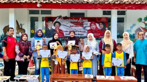Kenalkan Sosok Bung Karno kepada Anak-Anak, DPRD Jabar Diah Fitri Gelar Lomba Kolase Gambar Sang Proklamator 7