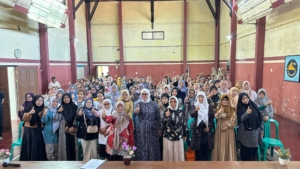 DPRD Jabar Ika Siti Sosialisasikan Perda Perlindungan Anak, Warga Didorong Aktif Awasi dan Laporkan Kasus Kekerasan 7