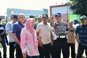Bupati Dony Tinjau Fasilitas Umum Jatinangor, Pastikan Fungsi dan Keamanan Terjaga 8