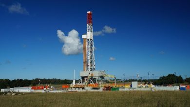 Gambar pengeboran minyak. (Sumber: Pixabay)