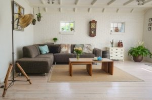Gambar ruang tamu dalam rumah. (Sumber: Pixabay)