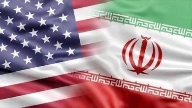 Tangkapan foto bendera Iran dan Amerika Serikat. (Sumber: Anadolu Agency)