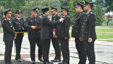 Pimpin Upacara Hari Bhayangkara ke-79, Bupati Dony: "Polri untuk Masyarakat, Bukan Sekadar Slogan"