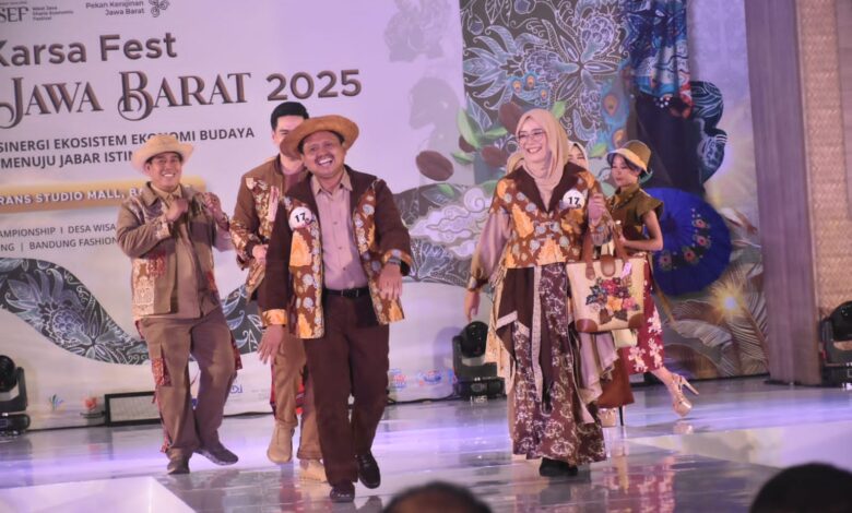 Sumedang Raih Juara Favorit _Fashion Show_ di Sunda Karsa Fest PKJB & KKJB 2025
