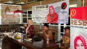 Reses di Cirebon, Diah Fitri Serap Aspirasi terkait BPJS dan Ekonomi Kerakyatan 8