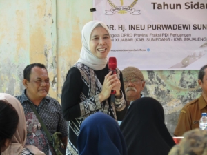 Reses di Subang, Ineu Purwadewi Serap Aspirasi terkait UMKM dan Pengelolaan Sampah 7