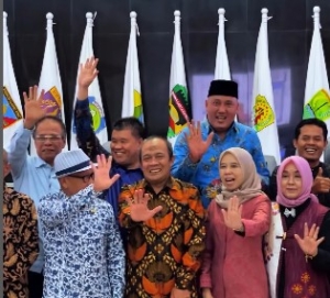 DPRD Jabar Ineu Purwadewi Ajak Masyarakat Bangun Budaya Integritas 9