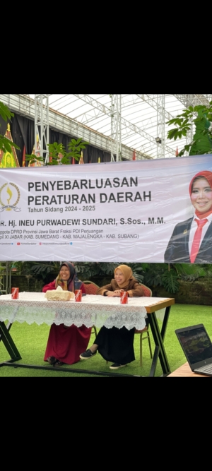 DPRD Jabar Ineu Purwadewi Sundari Sebut Keluarga Pegang Peranan Penting dalam Pembangunan Daerah 3