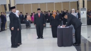 Pemkot Cimahi Lantik 123 Pejabat Struktural dan Fungsional 2