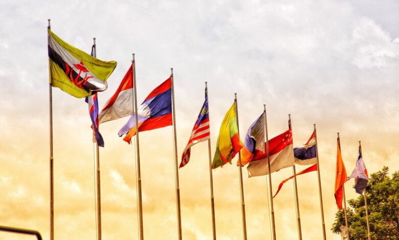 Gambar bendera ASEAN. (Sumber: Pixabay)