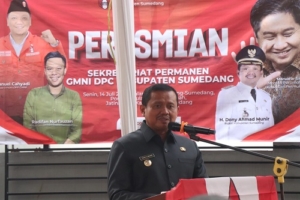 Bupati Sumedang Dampingi Menteri PKP Resmikan Sekretariat GMNI Jatinangor 7