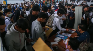 DPR Soroti Masalah Pengangguran: Banyak Lowongan, SDM Diduga Tak Kompeten 8