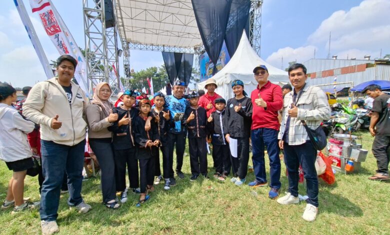 Para dalang cilik berbakat tampil mempesona dan menghibur masyarakat.