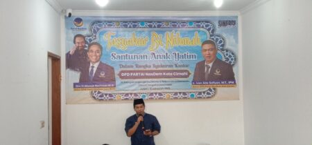 Ketua DPD Partai NasDem Kota Cimahi, Ir. Ivan Ade Sofiyan, MT., IPM saat memberikan sambutan, Jumat 01/07/2025.
