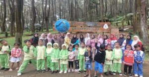 Perhutani Bandung Utara Dukung Edukasi Lingkungan untuk Anak PAUD di Wisata Pasir Langlang 7