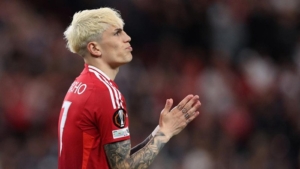 Desak Hengkang ke Chelsea, Poster Garnacho Dirusak Fans Manchester United