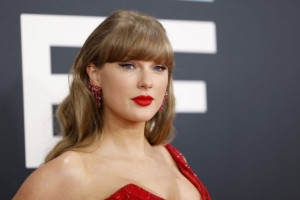 Taylor Swift Rilis Film Baru "The Official Release Party of a Showgirl" Sambut Album Terbaru 10
