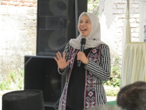DPRD Jabar Ineu Purwadewi Sundari Ajak Seluruh Pihak Hindari Konflik dan Kekerasan 9