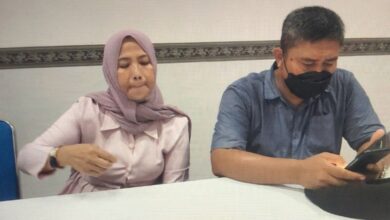 Pelaku AR bersama istri TY. (foto: istimewa)