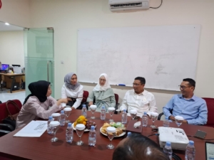 DPRD Jabar Nia Purnakania Harap Sektor Perbankan Syariah Responsif dan Dapat Penuhi Kebutuhan Masyarakat 7
