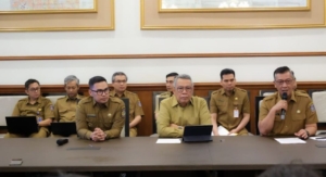 Wali Kota Tangsel Luruskan Polemik: Anggaran Rp 20 Miliar untuk Penunjang Kegiatan, Bukan Suvenir Pribadi 9